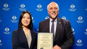 Shen Yun es «una producción absolutamente magnífica» expresa el vicegobernador de Nevada