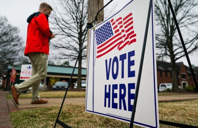 Colegio electoral en las primarias de Alabama, en Mountain Brook, el 5 de marzo de 2024. (Elijah Nouvelage/Getty Images)