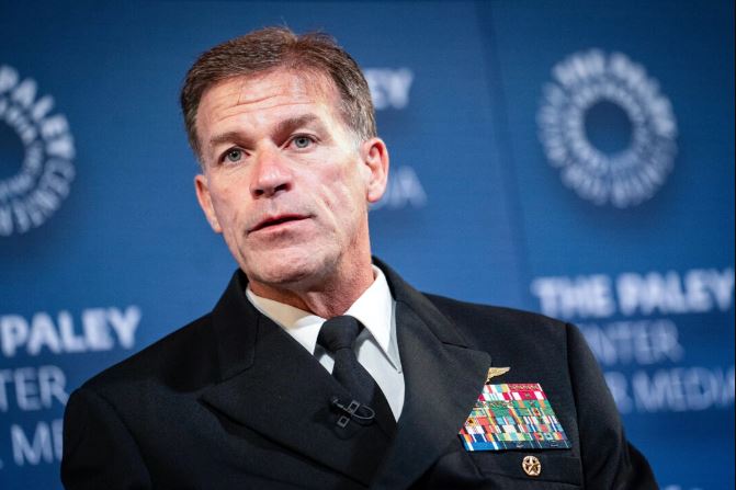 El PCCh invierte en armas para explotar vulnerabilidades de Estados Unidos, dice almirante