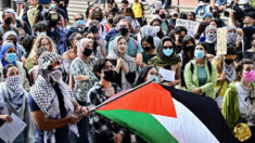 Newsom se disculpa con los musulmanes estadounidenses y palestinos