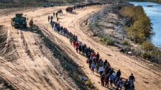 Encuentros con inmigrantes ilegales alcanzan un récord mensual en febrero