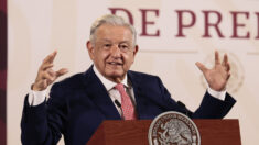 Instituto electoral rechaza suspender transmisión de conferencias diarias de López Obrador