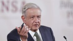 López Obrador acusa al Instituto Electoral de poner trabas para votar a emigrantes