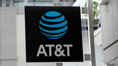 AT&T dice que violación de datos filtró información de millones de clientes; ¿está entre los afectados?