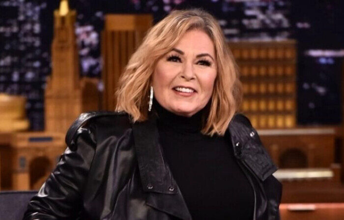 Roseanne Barr visita "The Tonight Show Starring Jimmy Fallon" en Nueva York el 30 de abril de 2018. (Theo Wargo/Getty Images para NBC)