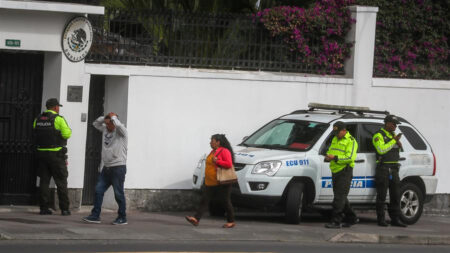 OEA convoca dos reuniones de emergencia para tratar la crisis entre Ecuador y México