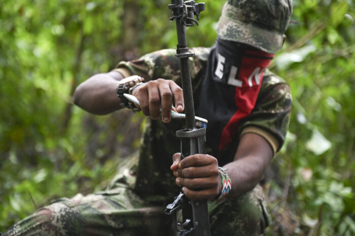 ELN «da por terminada» la suspensión de los secuestros con fines económicos en Colombia