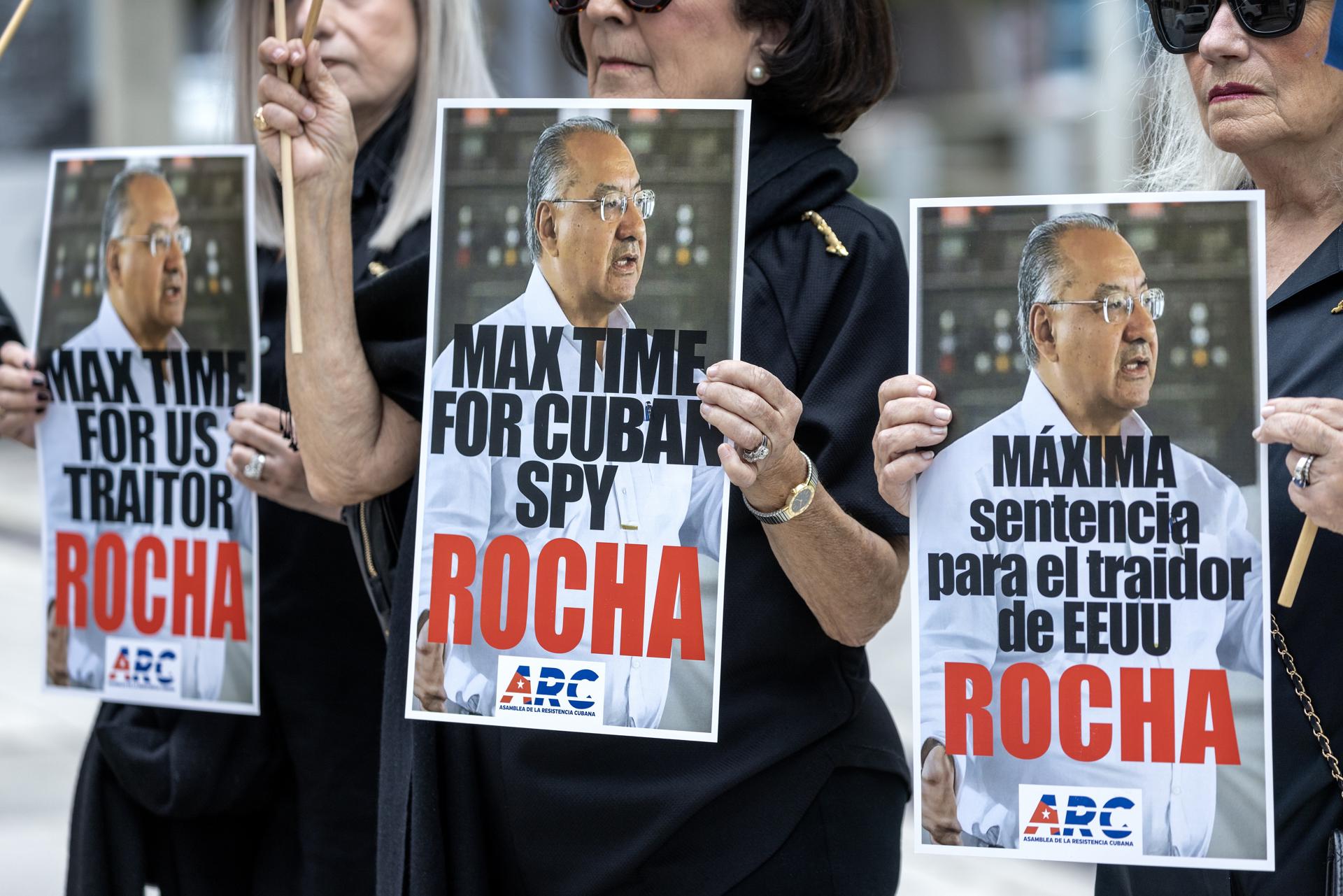 Exembajador Manuel Rocha es condenado por trabajar como espía del régimen cubano