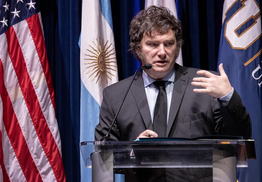 Argentina reduce el superávit financiero en el primer trimestre, Milei explica cómo
