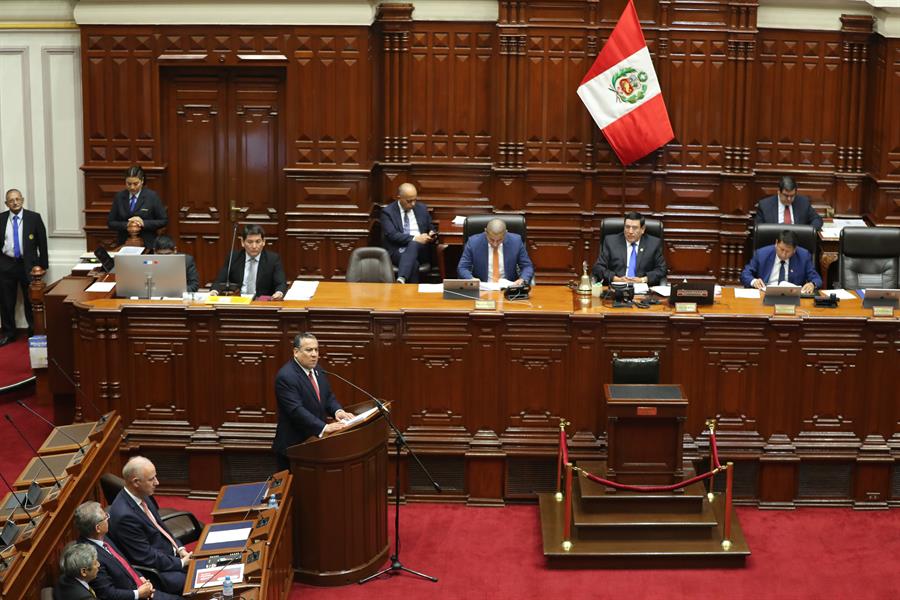 Perú aprueba retomar interceptación aérea del narcotráfico con EE.UU.