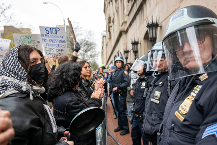 Legisladores condenan antisemitismo en Universidad de Columbia ante protestas en curso