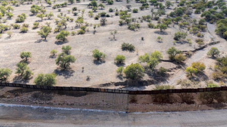 USD 1000 millones reservados para muro fronterizo están congelados en el gobierno de Biden: GAO