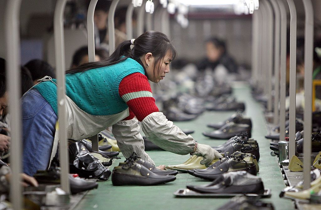 México inicia investigación antidumping a calzado chino por daños a la industria nacional