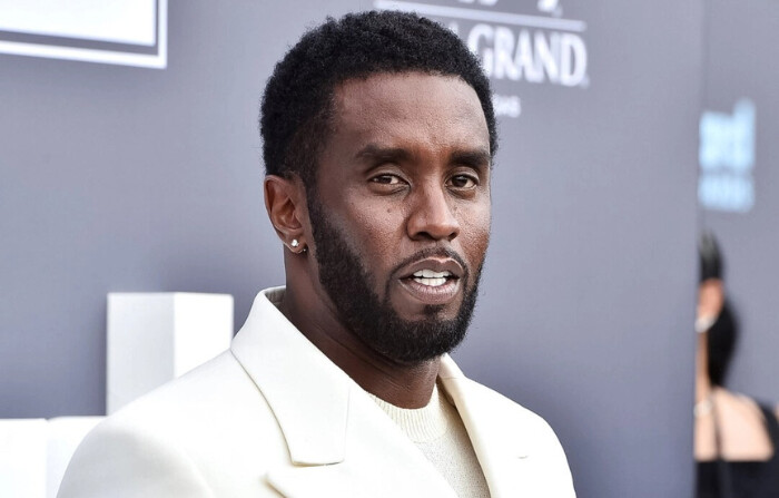 Sean "Diddy" Combs llega a los Billboard Music Awards en Las Vegas el 15 de mayo de 2022. (Jordan Strauss/Invision/AP)