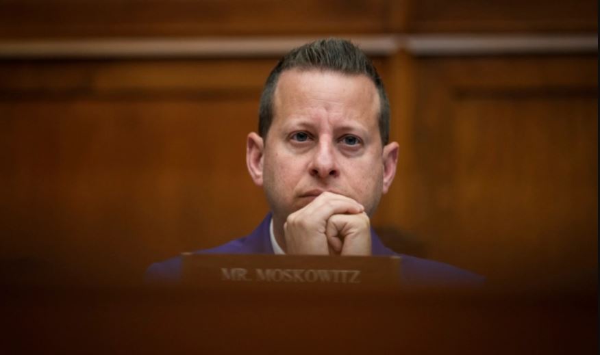 Representante Moskowitz dice que la policía detuvo en Florida a quien supuestamente planeaba matarlo