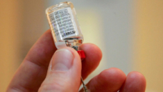 Identifican los primeros casos de VIH transmitido a través de agujas cosméticas: CDC