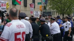 Revolucionarios del «Nuevo Comunismo» incitan protestas pro-Palestina en Universidad de Columbia