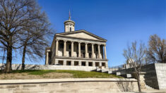 Senado de Tennessee aprueba proyecto de ley que permite a maestros llevar armas