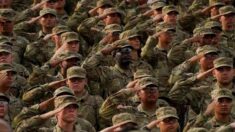 Ejército de EE.UU. estudia recortar beneficios educativos mientras se esfuerza por reclutar