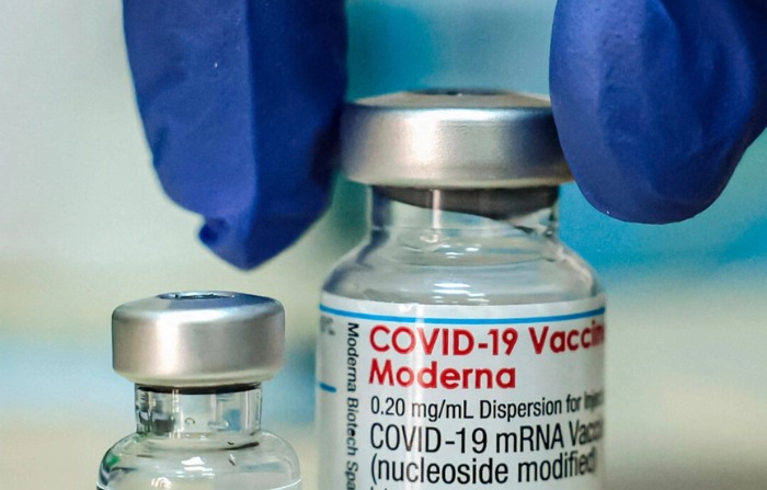 Moderna registra pérdidas de USD 1.2 millones con caída de 94% en ventas de vacuna contra COVID-19