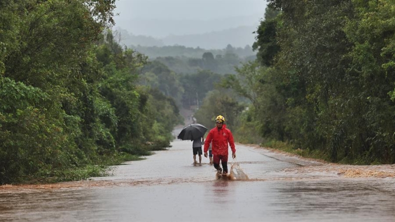 Fotografía cedida por el Gobierno Río Grande Do Sul de las inundaciones que han dejado las lluvias, el 01 de mayo de 2024, en Rio Pardinho (Brasil). EFE/ Lauro Alves/Gobierno Río Grande Do Sul/