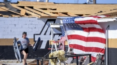 Avisan a 70 millones de personas de tornados y granizadas en región central de EE.UU.
