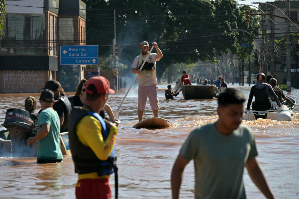 Inundaciones en el sur de Brasil dejan al menos 150 muertos y 620,000 desplazados