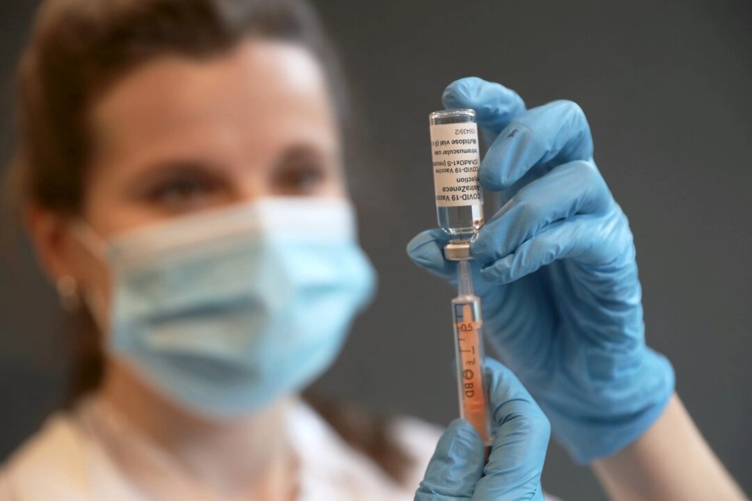 AstraZeneca inicia la retirada mundial de la vacuna COVID-19