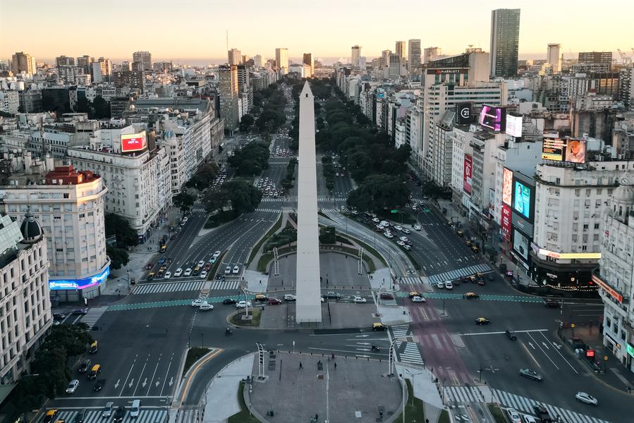 Calma en las primeras horas de huelga general en Argentina