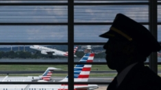 Fijan fecha del juicio colectivo contra American Airlines por usar criterios ESG en fondos de pensiones