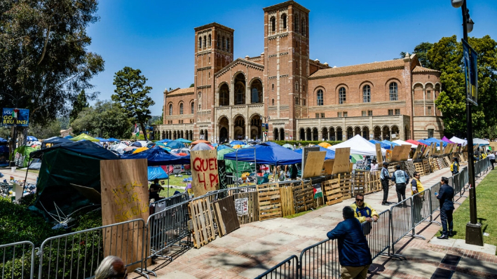 Sindicato de policía universitaria exige acciones llegales tras protesta con 44 arrestos en la UCLA