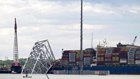 Demolición controlada del puente derrumbado en Baltimore se aplaza por las condiciones meteorológicas