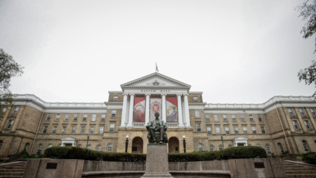 Campus de Wisconsin llegan a un acuerdo con manifestantes propalestinos