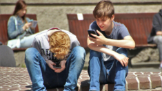Prohíben el uso de celulares a alumnos de secundaria en distrito de California