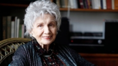 Muere Alice Munro, ganadora del Nobel de Literatura 2013