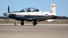 Muere piloto de la Fuerza Aérea tras activarse el asiento eyectable durante operaciones en tierra