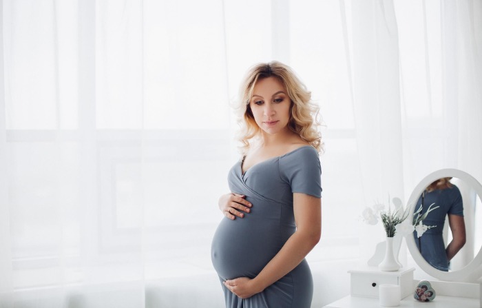 Estrés durante el embarazo puede afectar el desarrollo cognitivo del bebé, según estudio