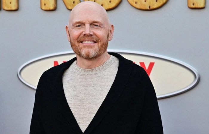 Bill Burr asiste al estreno de "Unfrosted" de Netflix en el Teatro Egipcio de Los Ángeles el 30 de abril de 2024. (Frederic J. Brown/AFP vía Getty Images)
