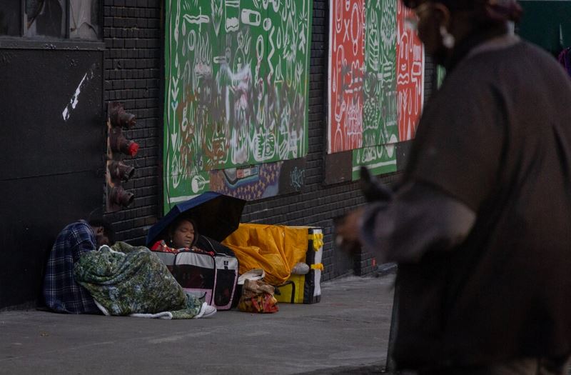 Aumenta el número de personas sin hogar de San Francisco, aunque hay menos en la calle, según registros de la ciudad