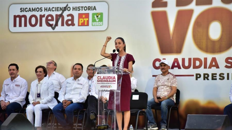 La candidata oficialista a la Presidencia de México, Claudia Sheinbaum, participa en un acto de campaña este martes 21 de mayo de 2024 en la ciudad de Hermosillo, estado de Sonora (México). EFE/Daniel Sánchez