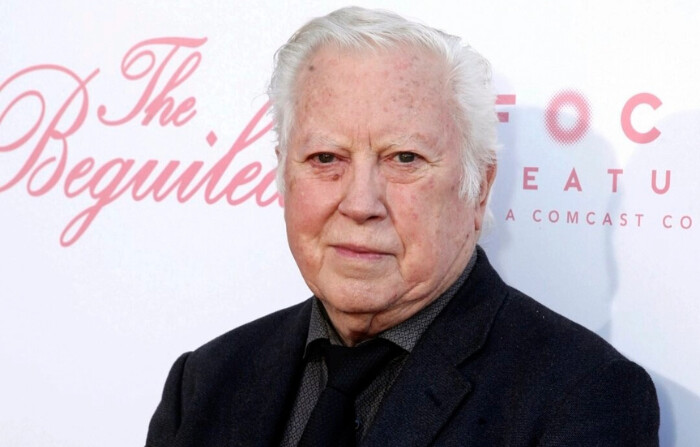 El productor ejecutivo Fred Roos posa en el estreno estadounidense de "The Beguiled" de Focus Features en el Directors Guild of America de Los Ángeles el 12 de junio de 2017. (Steve Cohn/Invisión para Focus Features/AP Images)