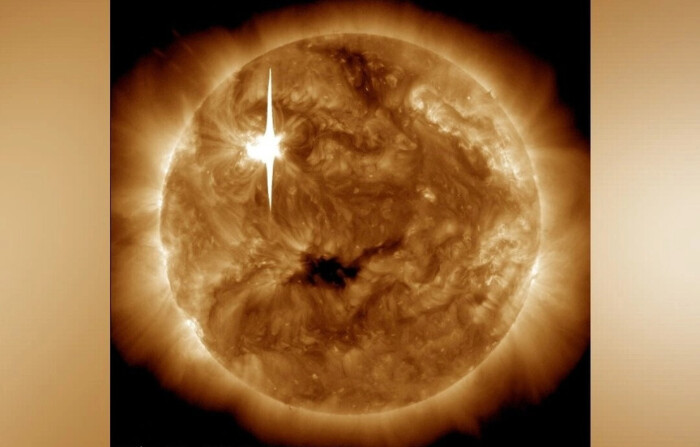 El Sol emite una llamarada solar el 22 de febrero de 2024. (NASA/SDO/Handout vía Reuters)