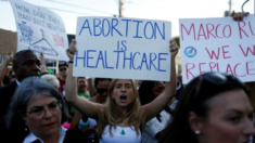 Enmienda sobre el aborto de Florida está diseñada para “engañar” a los votantes, según críticos