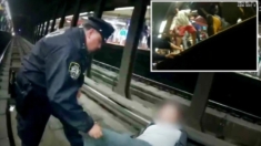 Hombre sufre ataque y cae en vías del metro de NY antes del paso del tren: ¡Esto hicieron los policías!