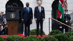 Biden se reúne con presidente de Kenia, William Ruto, para hablar de asociación mundial