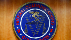 La FCC pone fin al programa de subsidios de Internet para 23 millones de estadounidenses