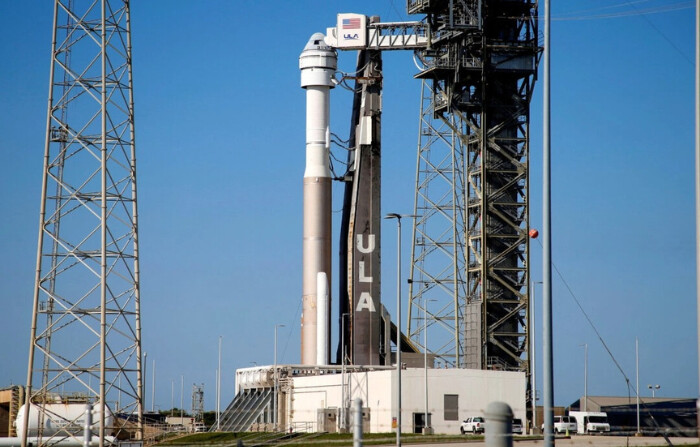 Un cohete Atlas V de United Launch Alliance se prepara para otro intento de lanzamiento de dos astronautas a bordo del Starliner-1 Crew Flight Test (CFT) de Boeing en una misión a la Estación Espacial Internacional, en Cabo Cañaveral, el 31 de mayo de 2024. (Joe Skipper/Reuters)