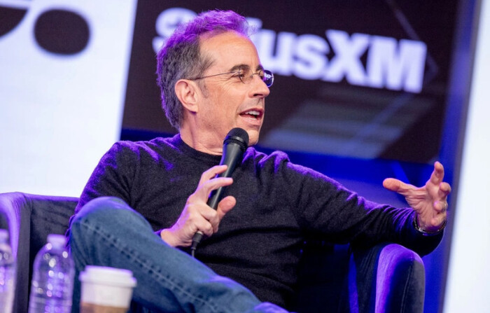 Jerry Seinfeld asiste al "Unfrosted" de SiriusXM en los estudios SiriusXM en Los Ángeles, California, el 30 de abril de 2024. (Emma McIntyre/Getty Images para SiriusXM)
