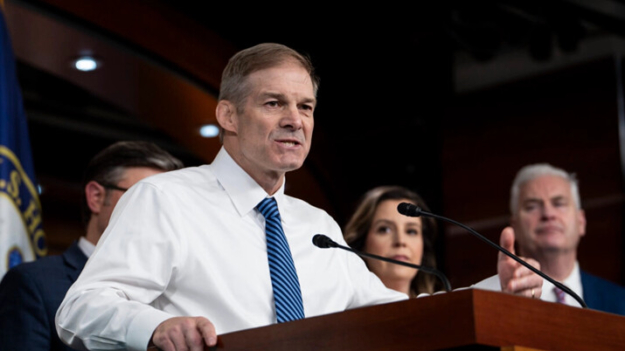 Jim Jordan propone “desfinanciar actividades de guerra judicial” de los fiscales de Trump