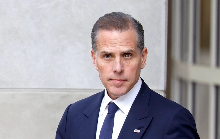 Hunter Biden, hijo del presidente Joe Biden, sale del Edificio Federal J. Caleb Boggs en Wilmington, Delaware, el 3 de junio de 2024. (Anna Moneymaker/Getty Images)